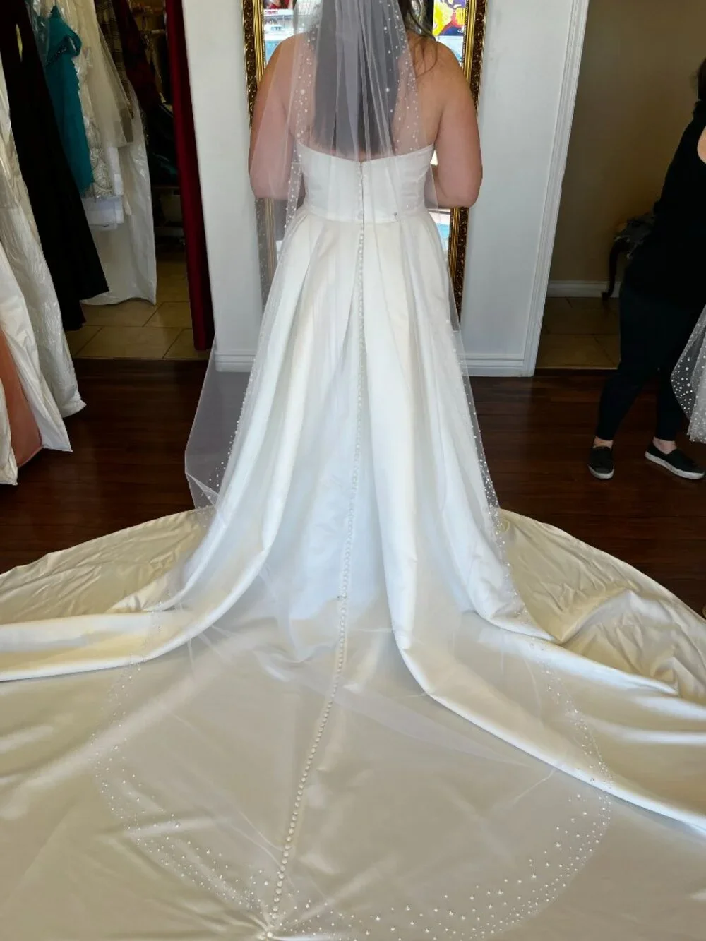 Handmade Cathedral Pearl Wedding Veil | Pearl Trim | Soft Tulle | White | Bridal